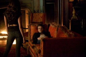 the-vampire-diaries-season-5-episode-6-handle-with-care-elena-stefan