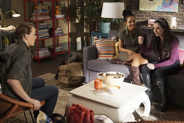 Daphne, Bay and Ally in Switched at Birth 5x07