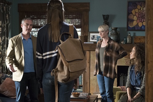 Robert, Callie, Stef, Lena in The Fosters 5x02