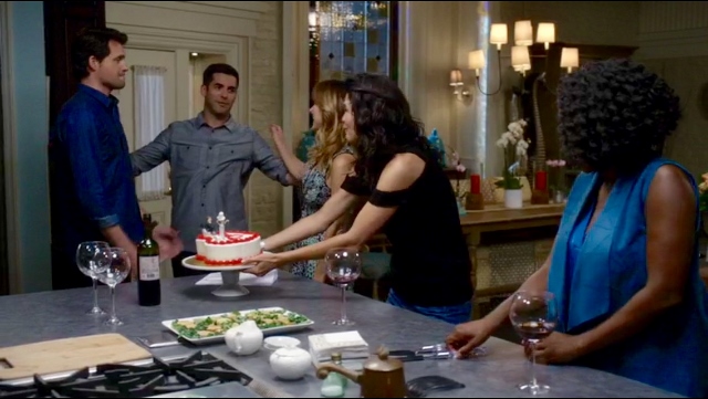 Maura celebrates her divorce in Rizzoli & Isles 7x10