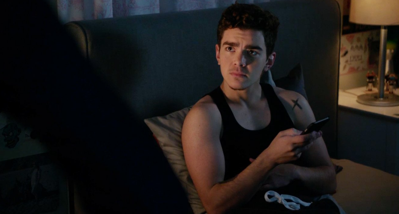 Aaron in The Fosters 4x18