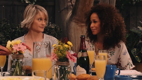 Stef and Lena in The Fosters 5x15